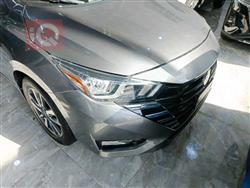 نيسان فيرسا